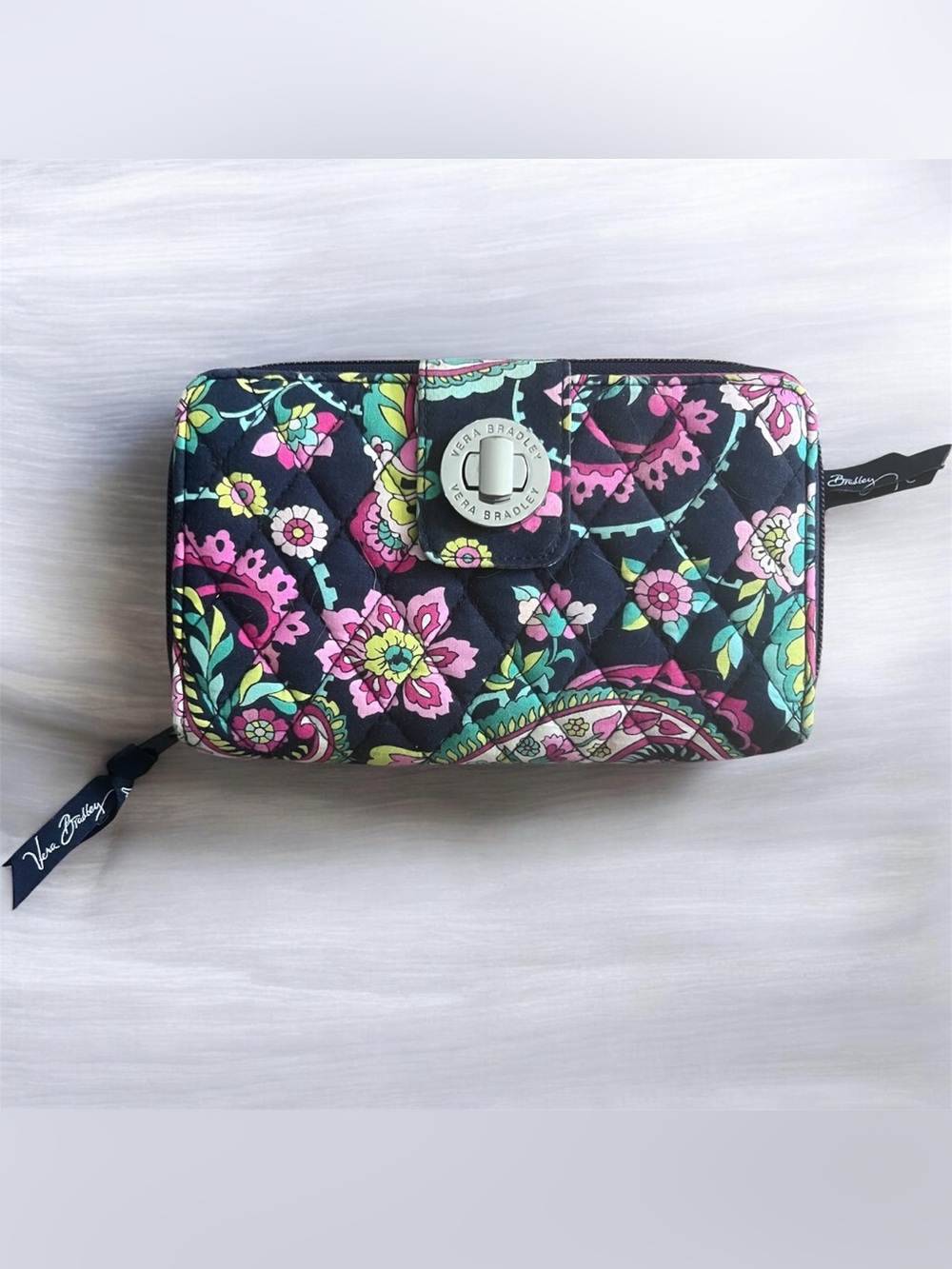Vera Bradley Petal Paisley Zip Around Wallet Retired ‘14